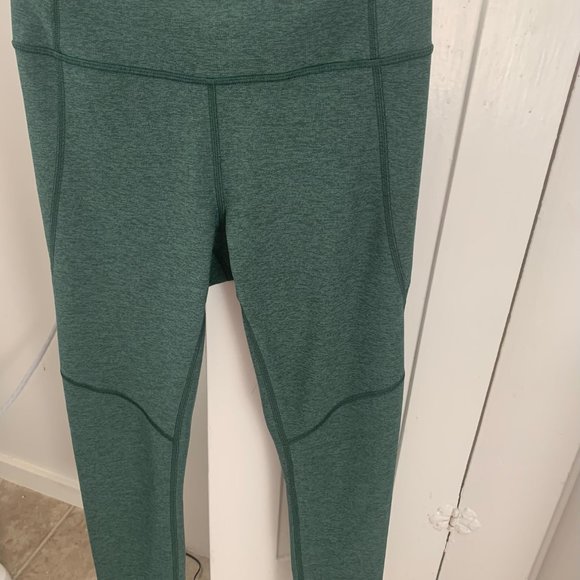 Outdoor Voices Pants - Outdoor Voices Hunter Green 3/4 Warm-Up High-Waisted leggings size small